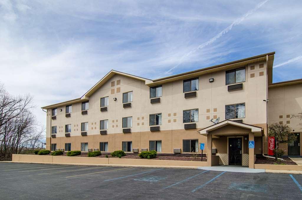 Motel 6-Montoursville, Pa - Williamsport Eksteriør billede